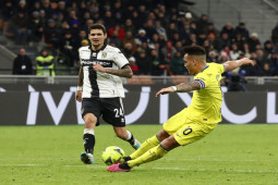 Bóng đá - Video bóng đá Inter Milan - Parma: Siêu phẩm mở màn, ngược dòng kịch tính (Coppa Italia)