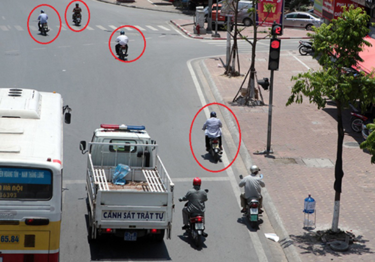 Phạt nồng độ cồn và loạt lỗi khác mà lái xe máy dịp Tết hay mắc phải - 2