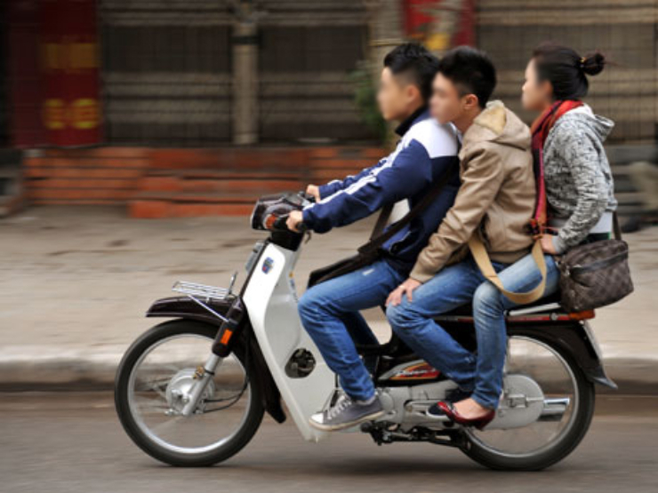 Phạt nồng độ cồn và loạt lỗi khác mà lái xe máy dịp Tết hay mắc phải - 3