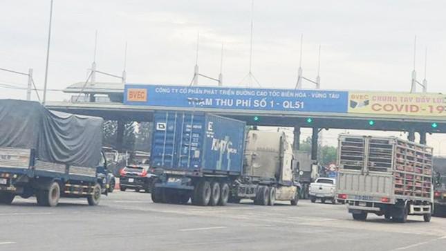 Cục Đường bộ quyết định dừng thu phí BOT Quốc lộ 51 từ ngày 13/1/2023, dù nhà đầu tư còn nhiều ý kiến chưa đồng thuận.