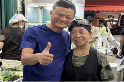 Sau thời gian ”ở ẩn”, Jack Ma xuất hiện với vẻ ngoài gây bất ngờ