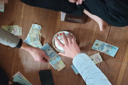 Pháp luật - Hình phạt nào cho người đánh bài, xóc đĩa ăn tiền dịp Tết Nguyên đán?