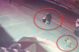 Pháp luật - Đường sa ngã của kẻ "say tình" gây án mạng trên phố HN: Mối tình vụng trộm