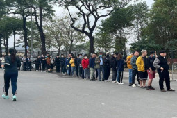 Tin tức trong ngày - VFF trả vé chung kết AFF Cup 2022, thị trường "chợ đen" nhộn nhịp