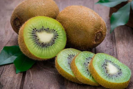 Ai đau dạ dày chớ dại ăn 5 loại quả này khi bụng rỗng