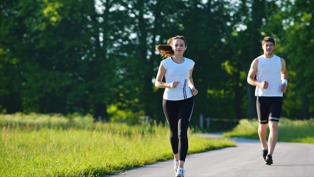 Đau ngực chưa hẳn là đau tim nhưng 4 căn bệnh gây đau tức ngực này cần phải cảnh giác - 10