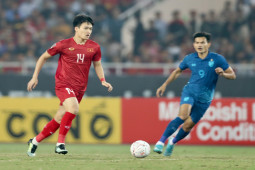 Trực tiếp bóng đá Việt Nam - Thái Lan: Đội khách dồn lên tấn công (AFF Cup)