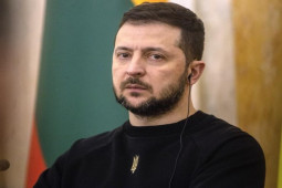 Thế giới - Binh sĩ Ukraine nói "bị bỏ lại" ở Soledar, quân đội tuyên bố phản công