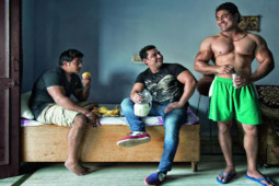 Đàn ông - Bí mật về ngôi làng "6 múi" lạ lùng nhất thế giới, đàn ông có sức khỏe phi thường