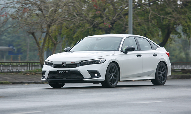 Giá xe Honda Civic niêm yết và lăn bánh tháng 1/2023 - 3