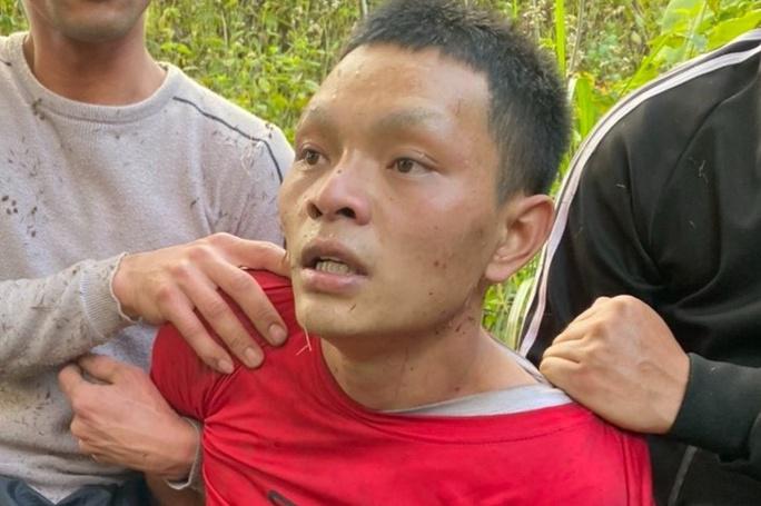 Nghi phạm Lù Xuân Minh bị bắt giữ sau nhiều ngày bỏ trốn. Ảnh: Công an cung cấp