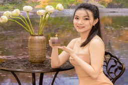 Thời trang - Hoa hậu Thuỳ Lâm tái xuất sau nhiều năm “ở ẩn”, nhan sắc vẫn gây thương nhớ