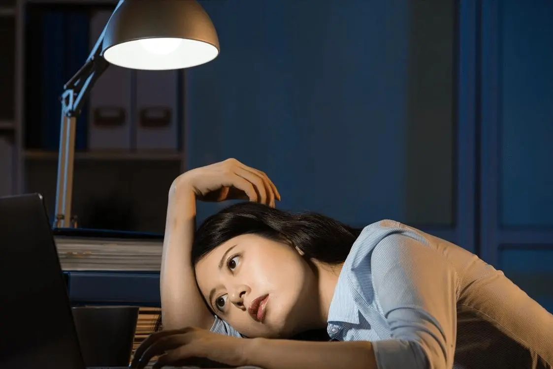 3 thói quen xấu ngày Tết hại gan hơn nhậu nhẹt được bác sĩ tổng hợp và chia sẻ - 1