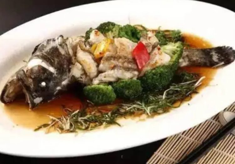 Loài cá nuôi 3 năm mới bán được, dễ làm giàu nhưng rất ít người nuôi - 3