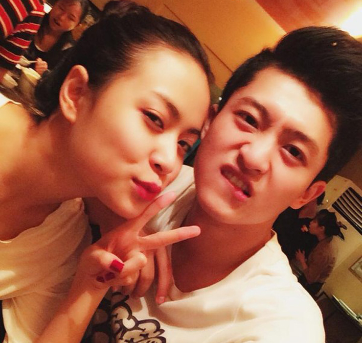 Tuy nhiên trong cuốn tự truyện, Hoàng Thùy Linh từng chia sẻ rằng mối quan hệ với Harry Lu chưa được xem là tình yêu.
