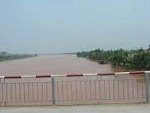 Pháp luật - Nữ kế toán trưởng Sở Tài nguyên và Môi trường Nam Định tử vong trên sông