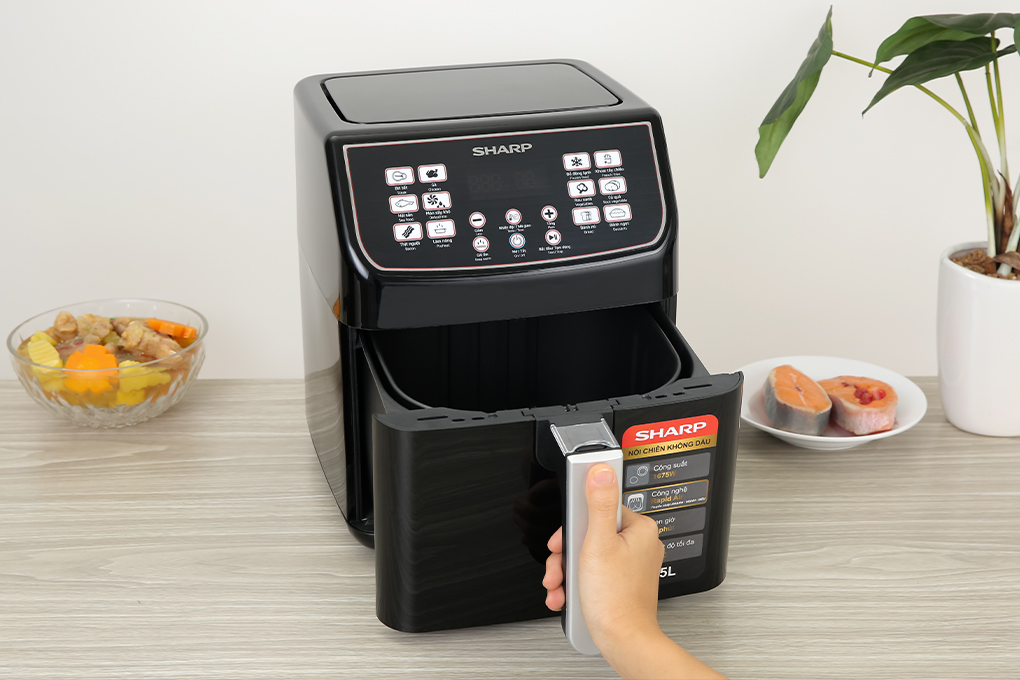 Nồi chiên không dầu Sharp KF-AF55EV-BK.