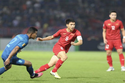 Trực tiếp bóng đá Thái Lan - Việt Nam: Quang Hải vào thay Tuấn Anh (AFF Cup)