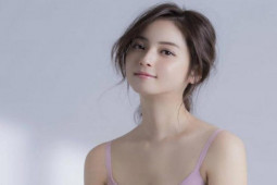 Làm đẹp - Phụ nữ 50 tuổi trông như mới 30 nhờ 2 thói quen này!