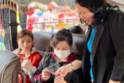 Tin tức trong ngày - Tổng LĐLĐ Việt Nam ban hành chính sách hỗ trợ người lao động bị giảm giờ làm, chấm dứt hợp đồng