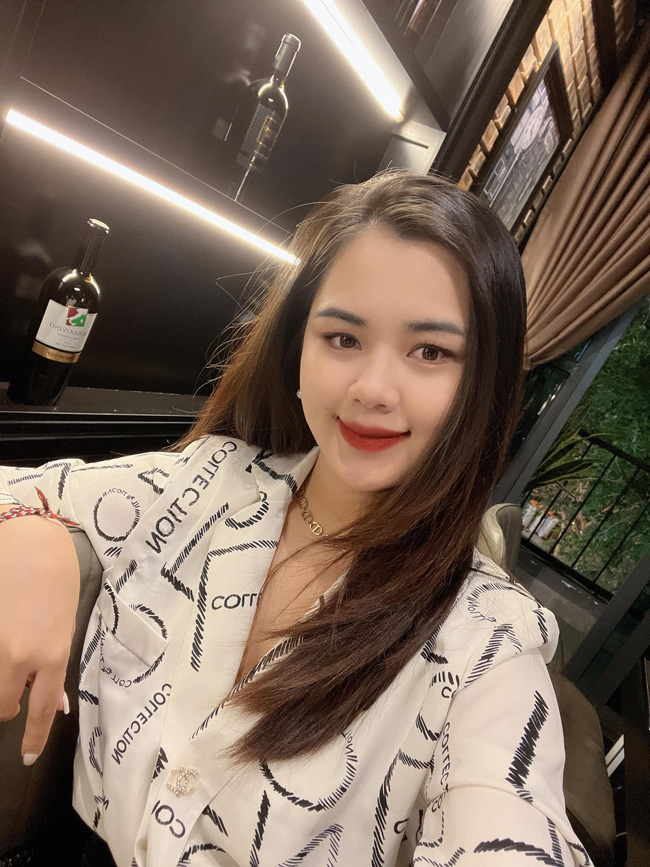 Quế Ngọc Hải khiến nhiều người ngưỡng mộ khi có vợ đẹp, con xinh. 
