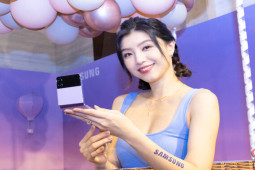 Thời trang Hi-tech - Phân khúc smartphone này sẽ "bùng nổ" trong năm nay