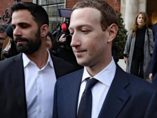 Vì sao số tiền bảo vệ Mark Zuckerberg cao bằng 10 CEO hàng đầu cộng lại?