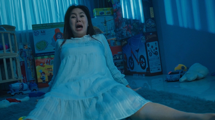 Biểu cảm sợ hãi của Lê Phương trong phim khiến người xem ám ảnh.