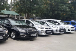 Thị trường - Tiêu dùng - Có nên thuê xe ô tô tự lái đi chơi Tết hay không?