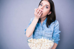 Sai lầm ăn tối khiến căn nặng ngày càng tăng và "bí quyết" sửa sai