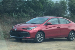 Tin tức ô tô - Mẫu xe Toyota lạ xuất hiện tại Việt Nam, nhiều khả năng là Vios 2023