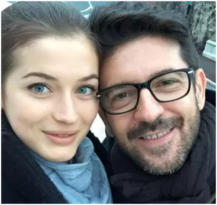 Tỷ phú Cervara và cựu Hoa hậu Ukraine Anna Zaiachkivsk (24 tuổi) kết hôn vào ngày 22/12/2015.
