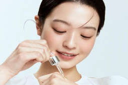 Làm đẹp - Bí quyết để làn da đẹp mịn tuyệt vời nhờ để mật ong qua đêm