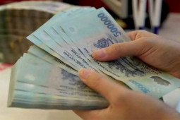 Kinh doanh - Doanh nhân trẻ tất bật lo Tết cho nhân viên