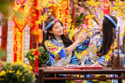 Thời trang Hi-tech - Sắm ngay 3 "siêu phẩm" nhà Apple khoác áo đỏ chào Tết Quý Mão