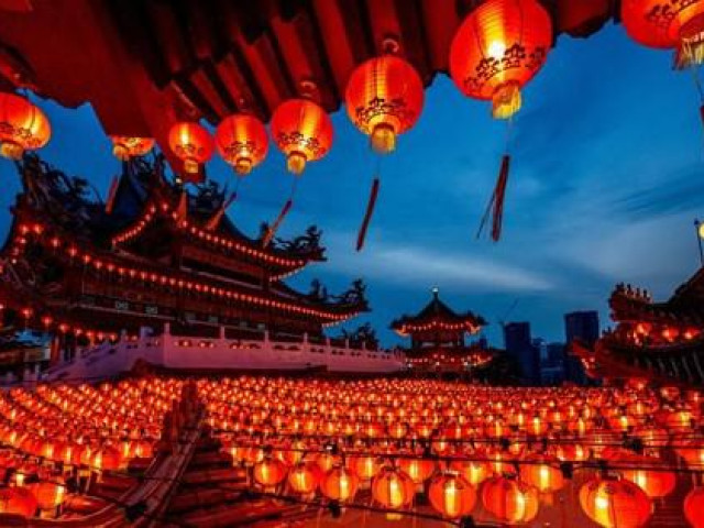 Thế giới - Chùm ảnh các nước châu Á trang hoàng mừng Tết