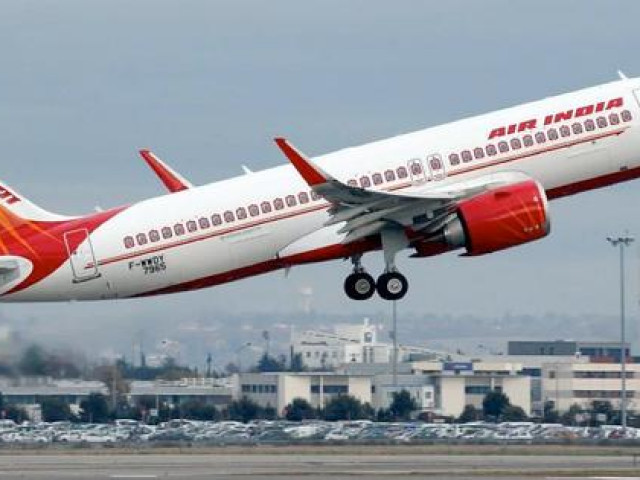 Thế giới - Ấn Độ xử hãng bay để “đại gia” tiểu lên người nữ hành khách