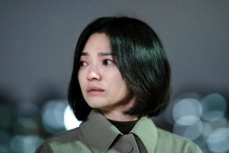 Phần 2 phim 18+ Top 1 toàn cầu của Song Hye Kyo ”nhá hàng” nóng hổi