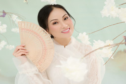 Đời sống Showbiz - "Ca sĩ tỷ phú" Hà Phương khoe sắc rạng rỡ khi về quê đón Tết