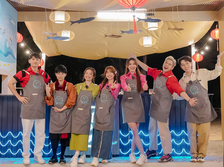 Hòa Minzy tỏ thái độ với trai đẹp dù vướng tin đồn tình cảm - 5