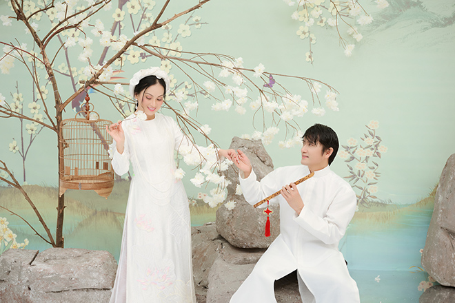 Nữ ca sĩ thực hiện bộ ảnh chào xuân đặc biệt cùng Trần Sang và Thái San
