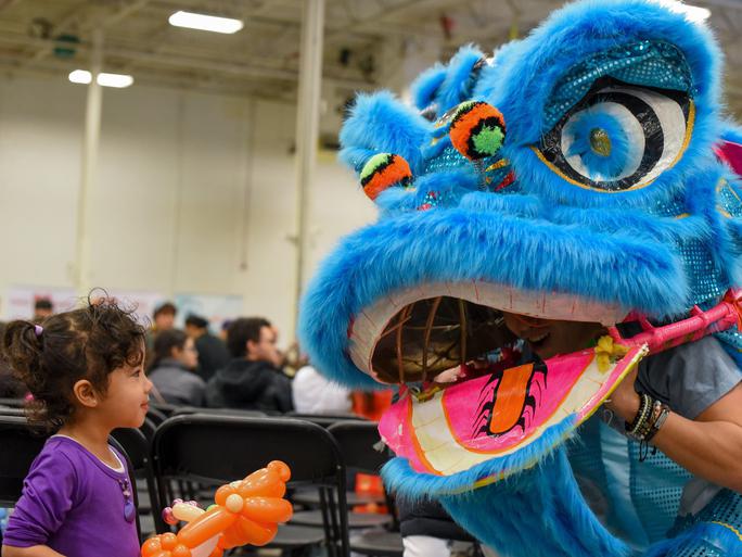 Lễ hội Tết Nguyên đán tại Trung tâm
Triển lãm Dulles, bang Virginia, diễn ra trong hai ngày 14 và 15-1.
Ảnh: The Arlington Catholic Herald