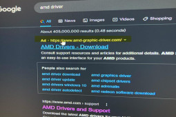 Công nghệ thông tin - Google lại quảng cáo trang web độc hại ngay trong kết quả tìm kiếm