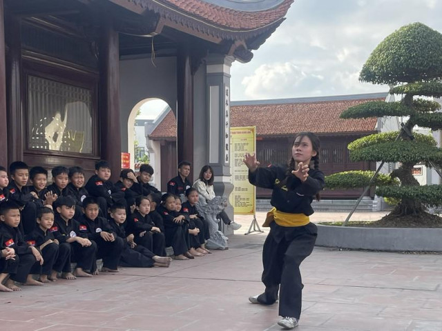 Tin tức trong ngày - Vẻ đẹp biến hóa của miêu quyền