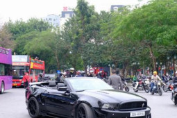 Xe máy - Xe đạp - Dân chơi xe Hà thành diễu phố ngày đầu xuân