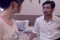 Clip hài hước - Chị em có nhiều "chiêu trò" để vòi quà các ông chồng