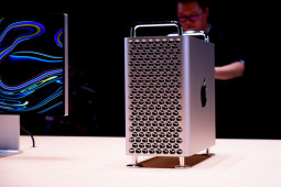 Máy tính để bàn - Apple tự “dìm” Mac Pro giá 140 triệu đồng bằng sản phẩm rẻ hơn 10 lần