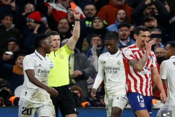 Bóng đá - Real thắng ngược Atletico: Benzema lập kỳ tích, Simeone chê trọng tài