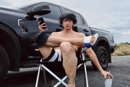 Đàn ông - "Con trai" Trấn Thành giữ vẻ nam thần “lồng lộng” nhờ không ăn cơm sau 7h tối