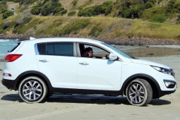 Tin tức ô tô - KIA khuyến cáo khách hàng không nên đỗ Sportage trong nhà vì lý do này